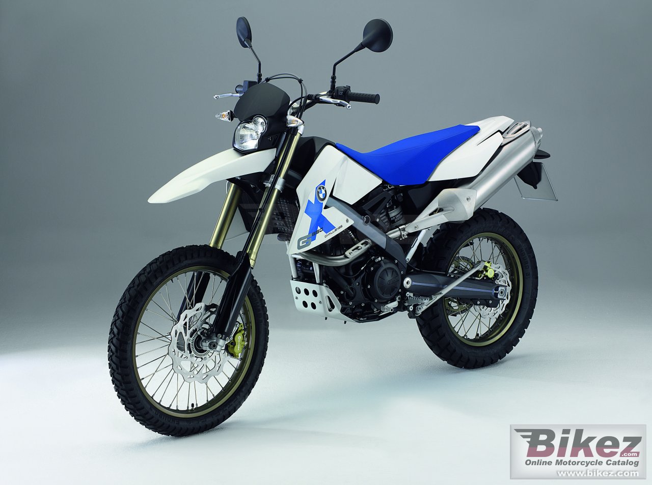 Big BMW g650x challenge picture and wallpaper from Bikez.com